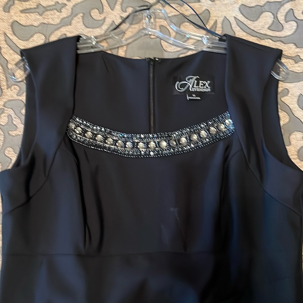 Alex Evenings black cocktail dress - Picture 3 of 5